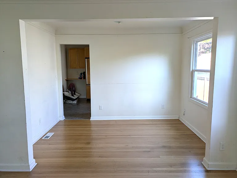7081 N University Ave — Photo 6