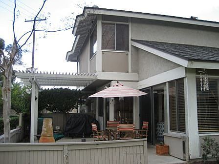 Patio perfect for bar-b-que