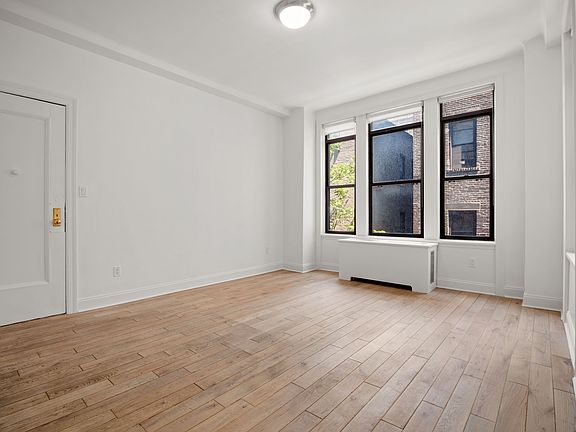 4th image of 347 W 55th St APT 8K