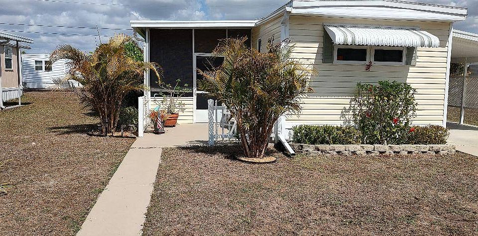 1st image of 160 Suncrest Ln