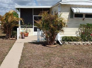 160 Suncrest Ln, North Fort Myers, FL 33903