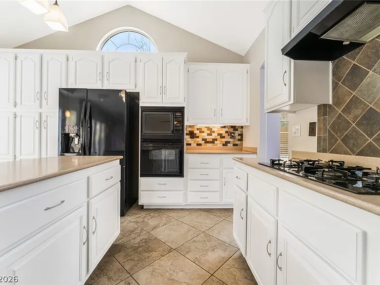 1733 Tesara Vista Pl — Photo 11
