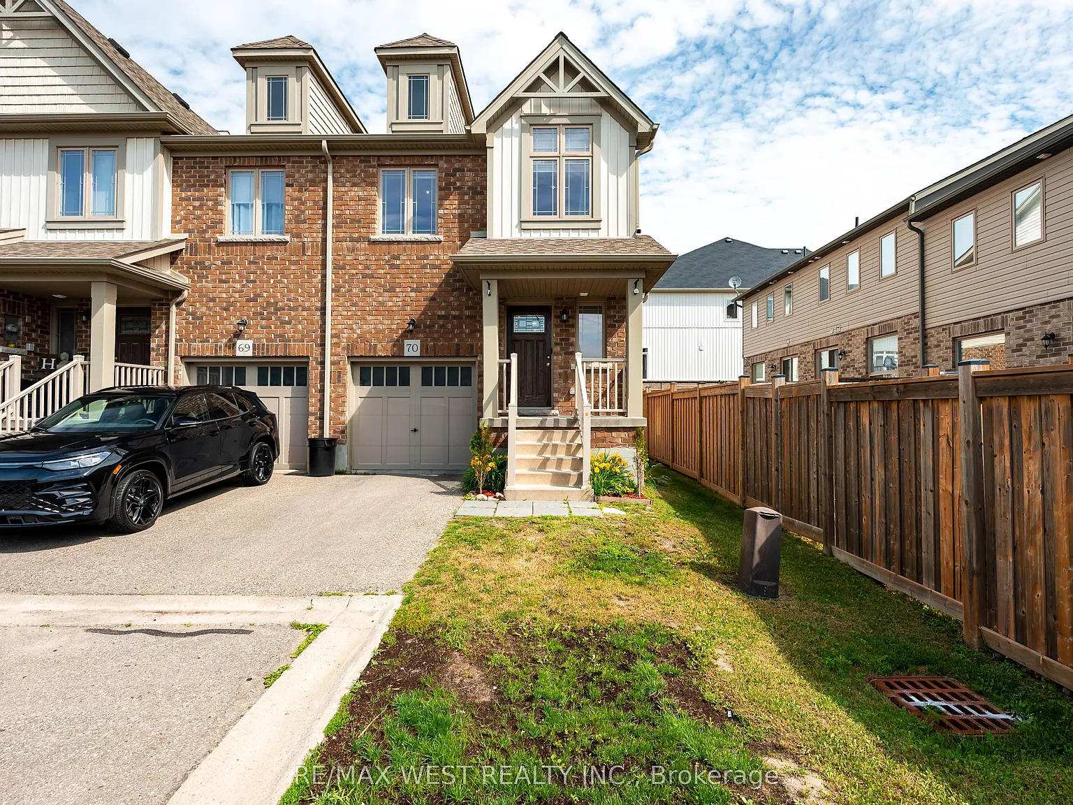 3 bed, $2,900 — Photo 1