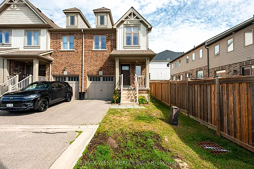 124 Parkinson Cres #69 Photo 1 124 Parkinson Cres #69 Photo 1