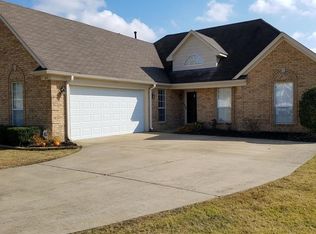 749 Clearview Cv, Southaven, MS 38672