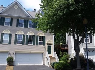 95 Bobolink Ct, Wayne, NJ 07470