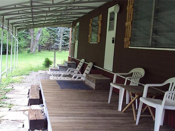 4th image of 2824 Oak Dr