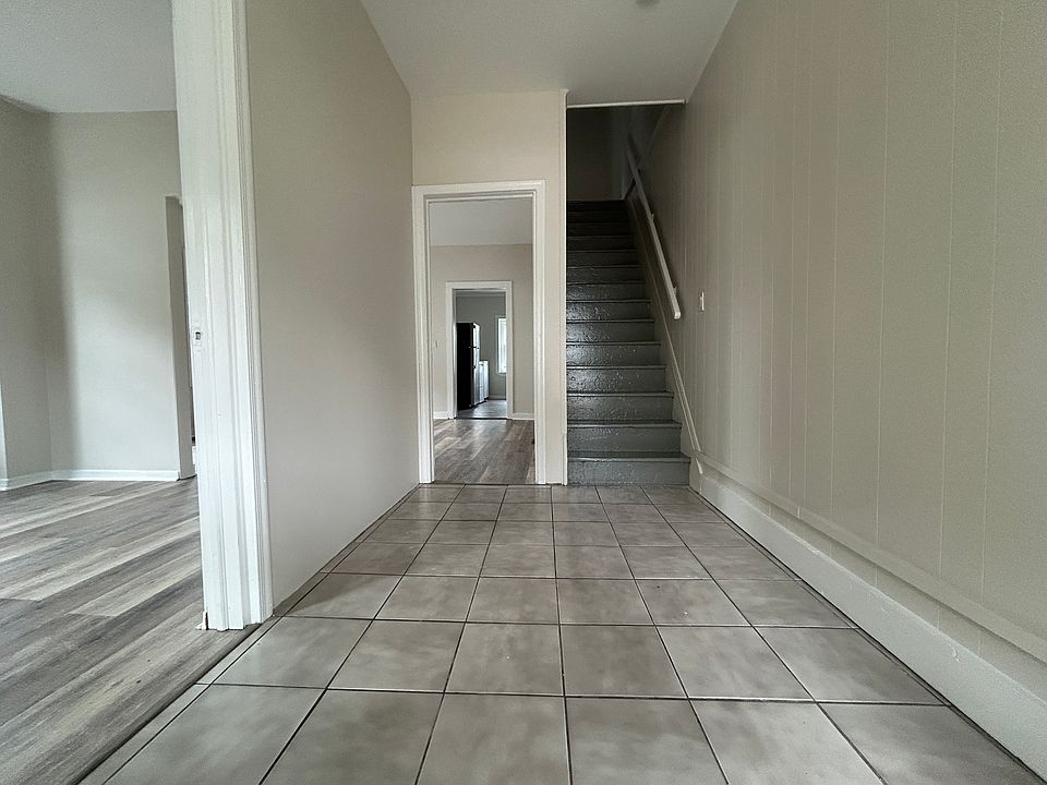 Entry to rental