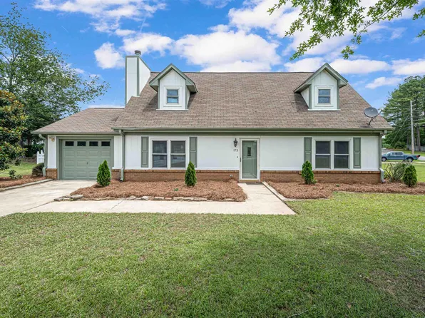 172 Winterhaven Dr, Alabaster, AL 35007