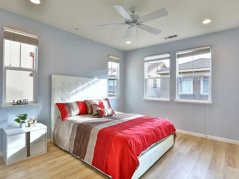 1047 Claridad Loop — Photo 15
