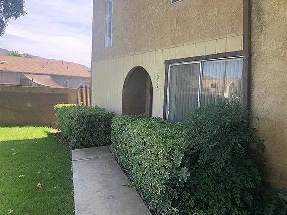 2nd image of 215 Tiger Ln #215