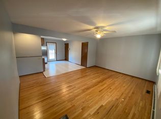 112 Yankee Dr, Saint Charles, MO 63303
