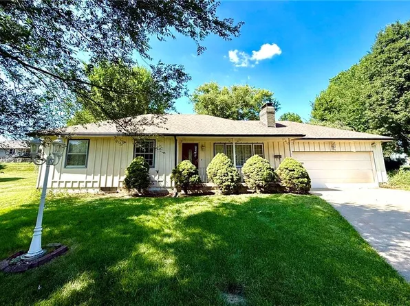 11812 E 48th St, Kansas City, MO 64133