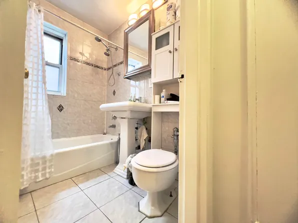 81-05 35th Avenue image 18 of 22