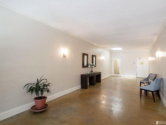 5th image of 1734 Bay St APT 101