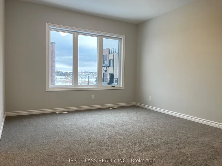 34 Freeman Williams St — Photo 8