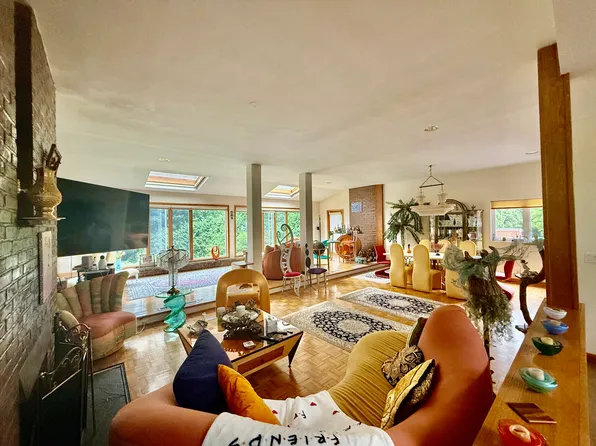 (undisclosed Address), Yonkers, NY 10583