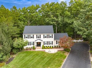 16 Marissa Dr, New Egypt, NJ 08533