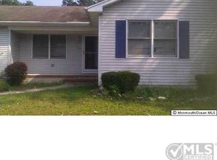 717 Longboat Ave, Beachwood, NJ 08722