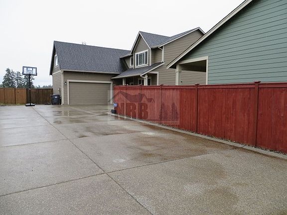 4th image of 19509 26th Avenue Ct E
