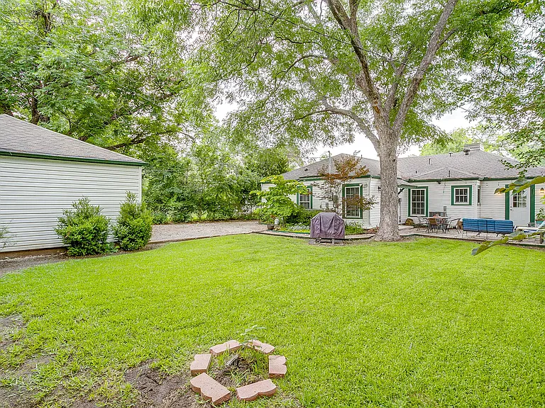 3619 Winston Rd — Photo 3