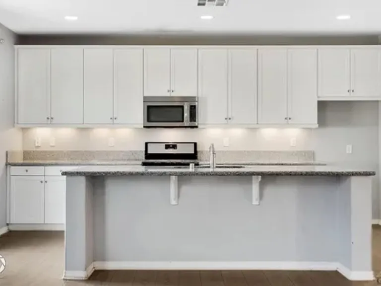 5412 Gozum Dr — Photo 2