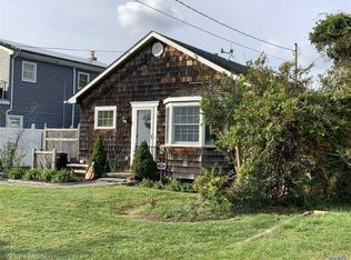 7 Green Ave, Babylon, NY 11702