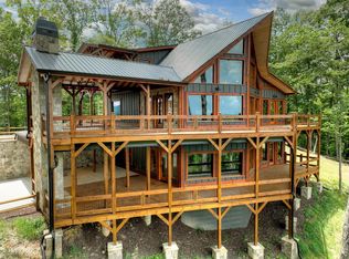 470 NW Skylight Dr, Blue Ridge, GA 30513