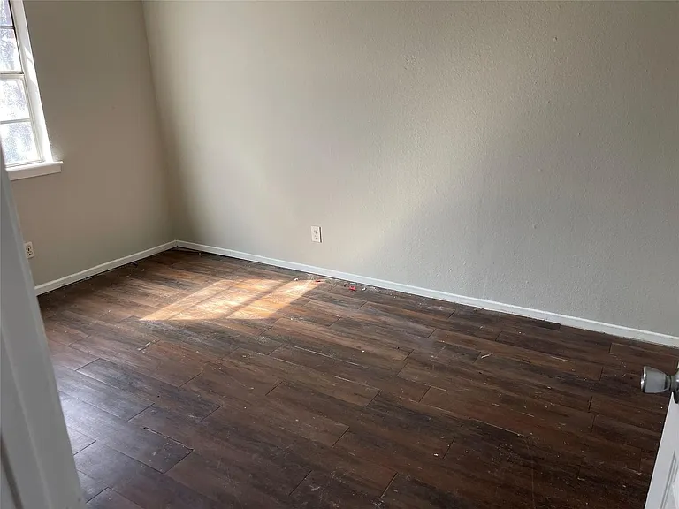 105 Effie Ln — Photo 9