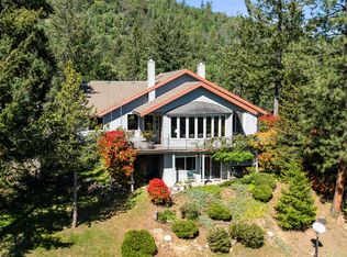 9302 Yank Gulch Rd, Talent, OR 97540