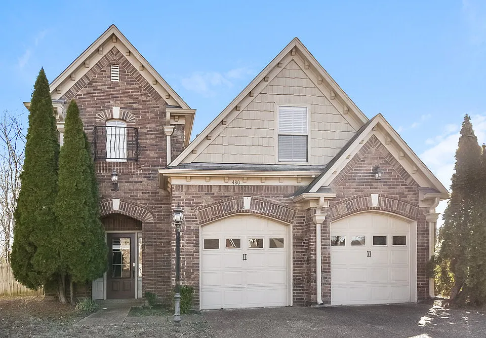 480 Green Willow Cv