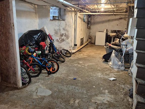 5th image of 1658 S Conestoga St