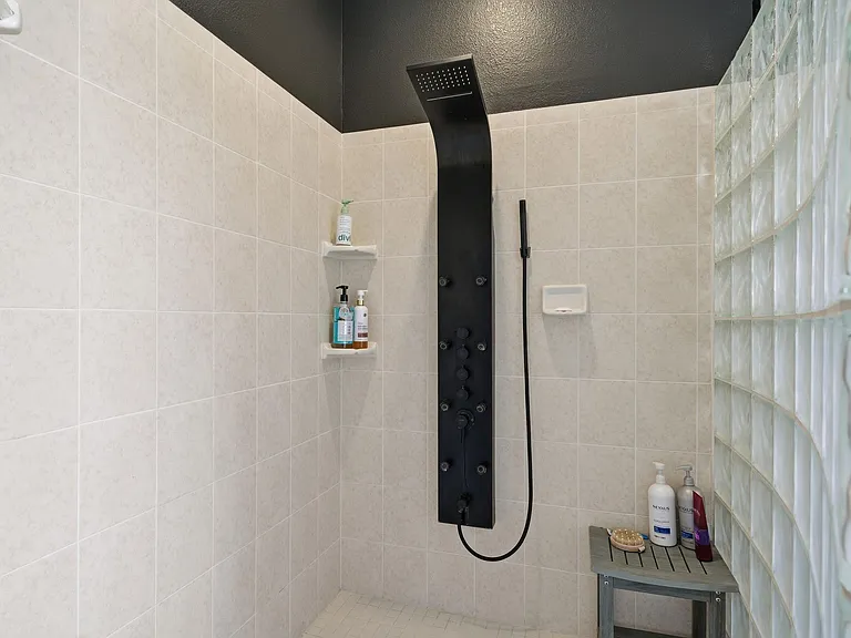 1020 W Rollingwood Ct — Photo 27