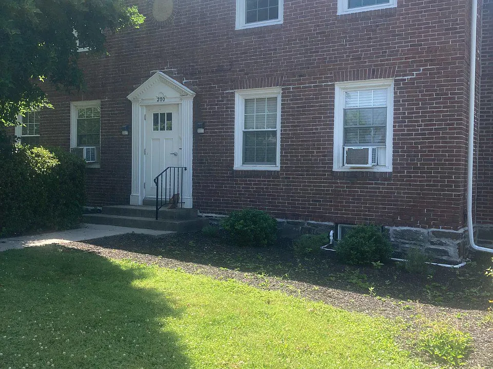 200 Elmwood Ave #1