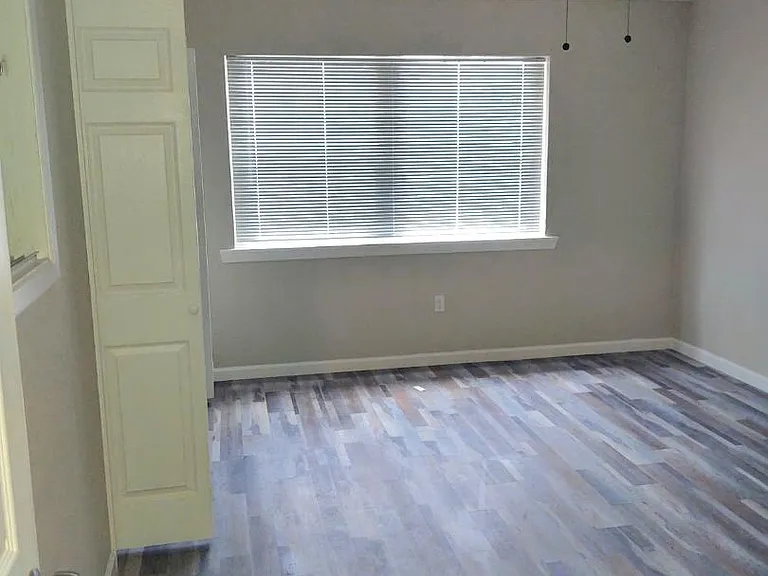 10625 Florida Blvd #8 — Photo 6