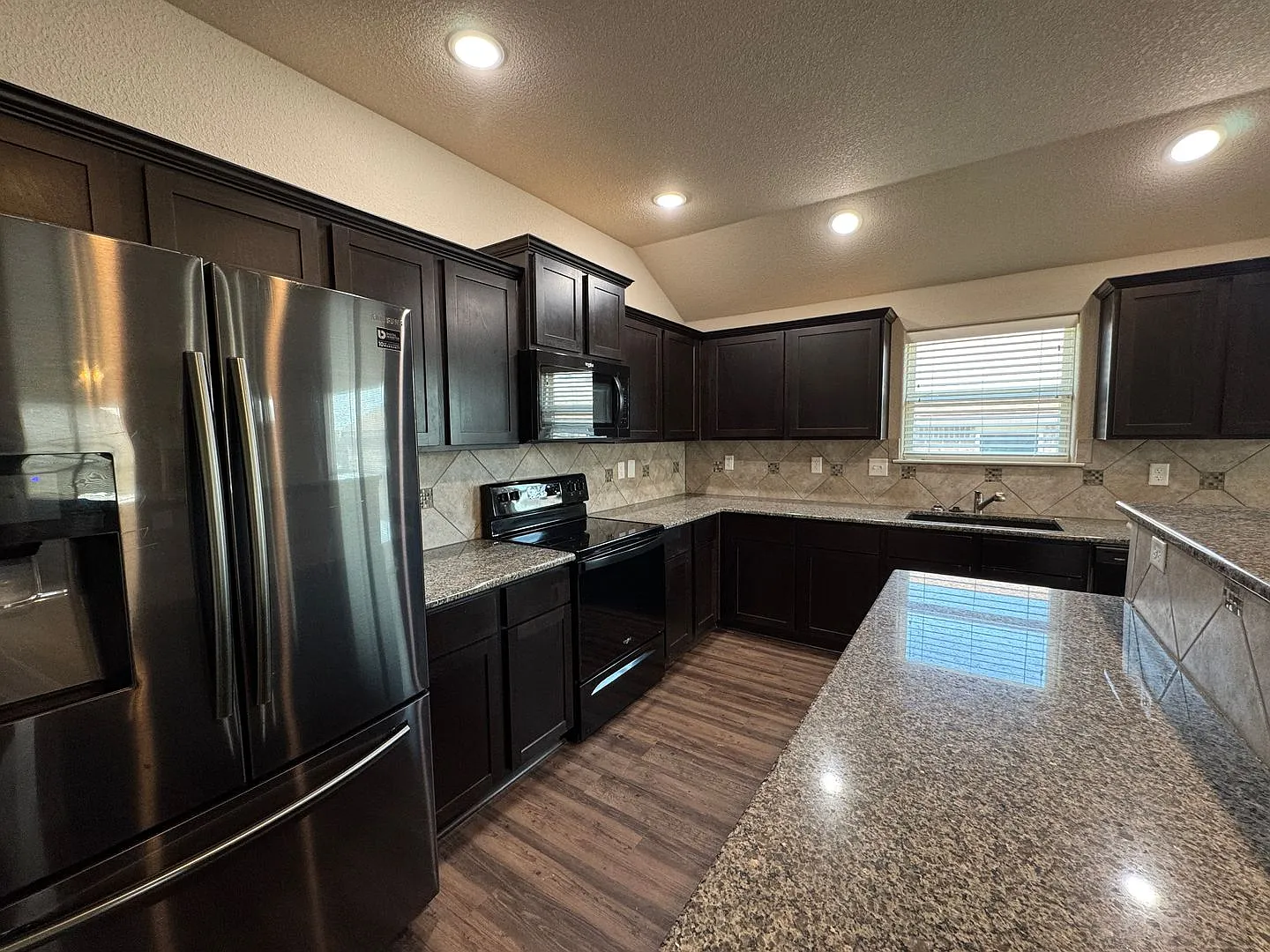4-Bedroom House for Rent in Killeen — Photo 4