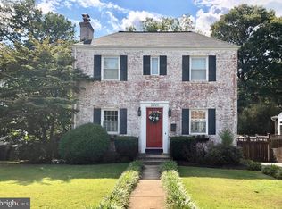 2510 Cameron Mills Rd, Alexandria, VA 22302