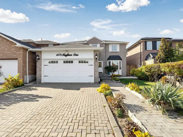 4478 Mayflower Dr, Mississauga, ON L5R 1S6