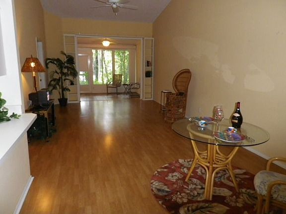 laminate flooring 