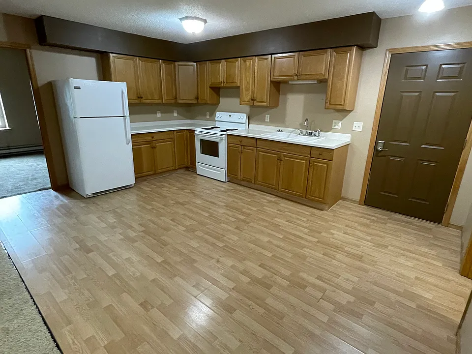 110 1st St SW #7