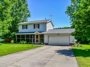 13660 Inverness Ave NW, Uniontown, OH