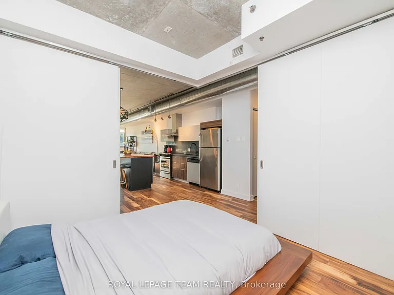 360 McLeod St #306 — Photo 16