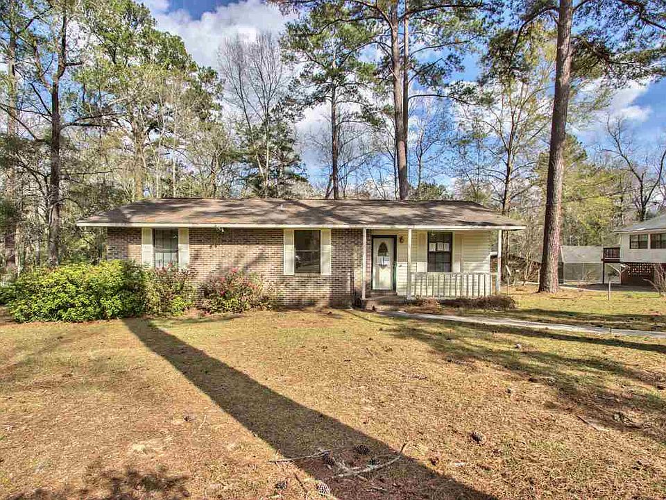 1st image of 333 Circle Dr