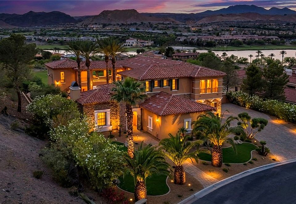 1st image of 7 Costa Del Sol Ct