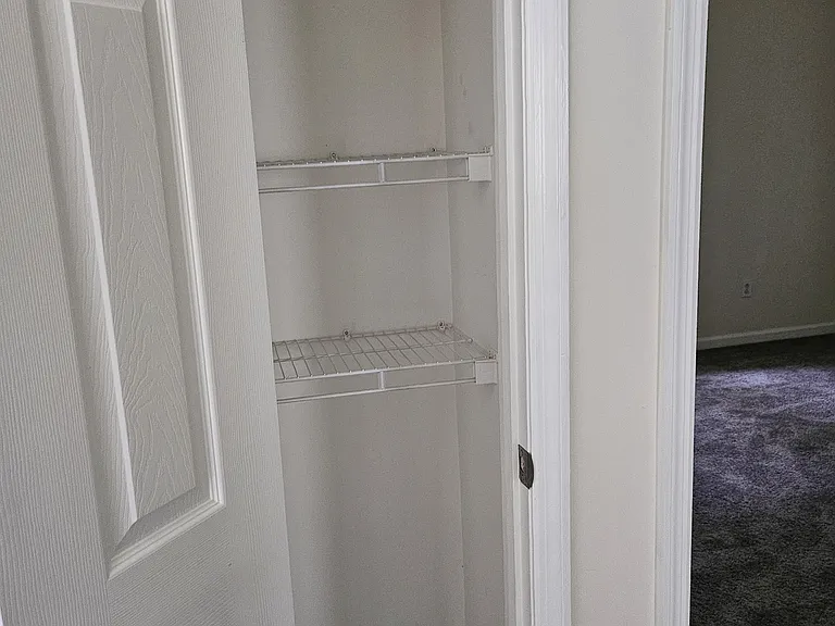 1151 Hunter Trl — Photo 16