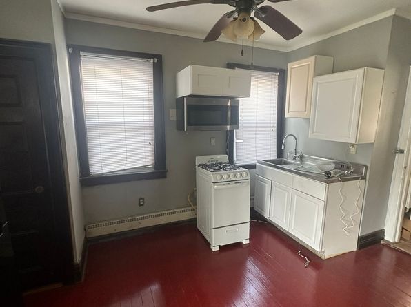 154 Beach 97 St #1