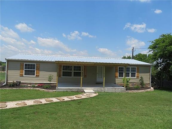 2nd image of 445 Sunflower Cir