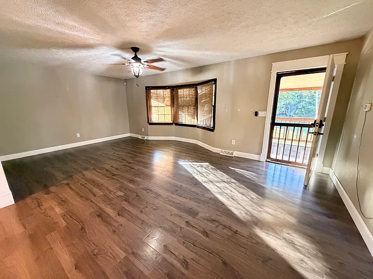 29905 Run Ln — Photo 3