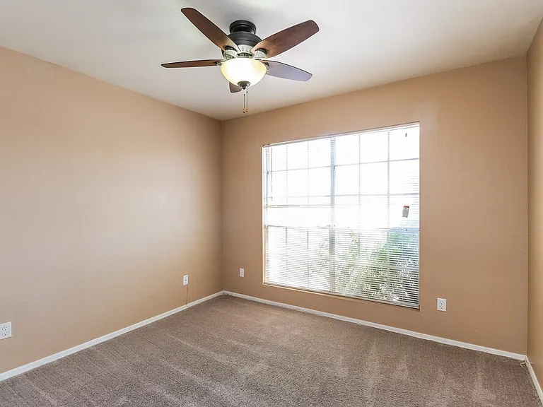 146 W Melody Ct — Photo 13