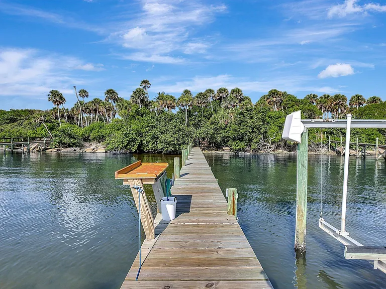 7501 S Indian River Dr — Photo 38